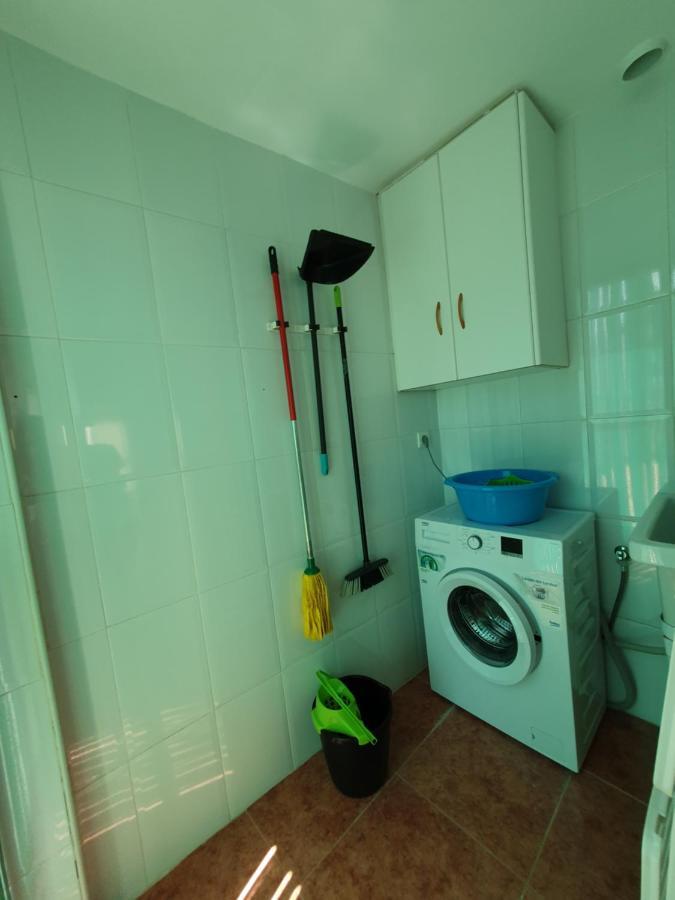 1ºa Escobar Apartment Нерха Екстериор снимка