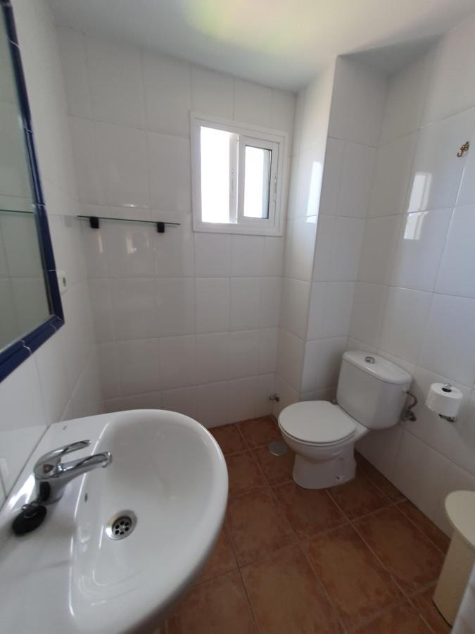 1ºa Escobar Apartment Нерха Екстериор снимка