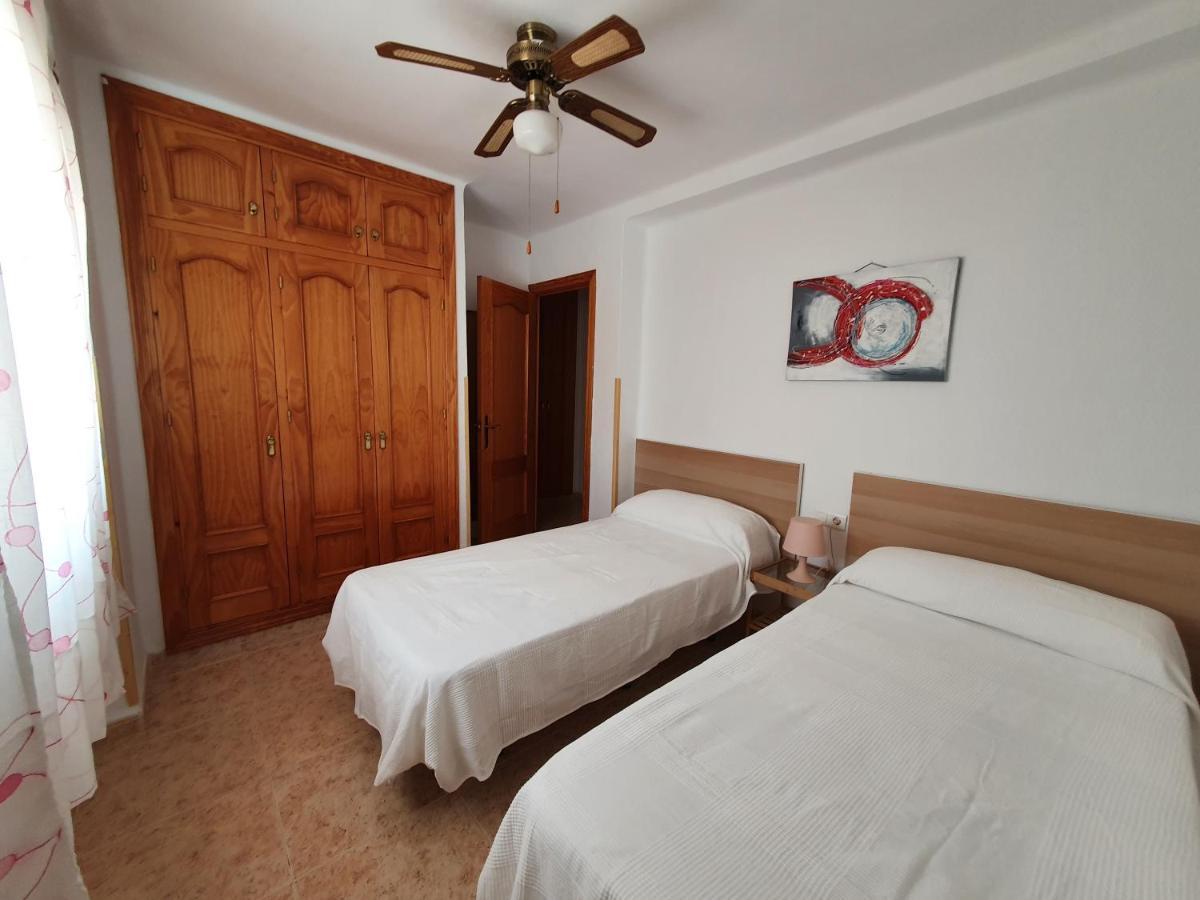 1ºa Escobar Apartment Нерха Екстериор снимка